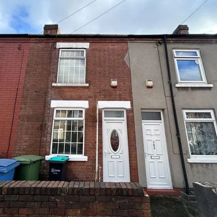 Rent this 2 bed townhouse on Victoria Street in Mansfield Woodhouse, NG18 5RZ