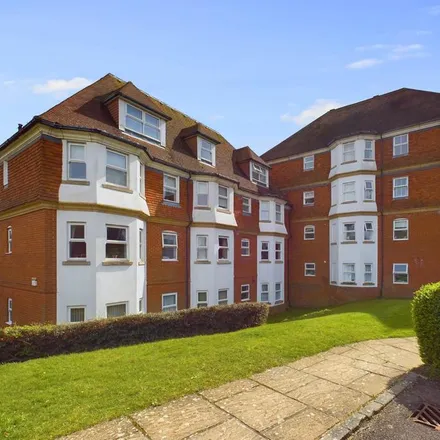 Rent this 2 bed apartment on unnamed road in Eastbourne, BN21 2BS