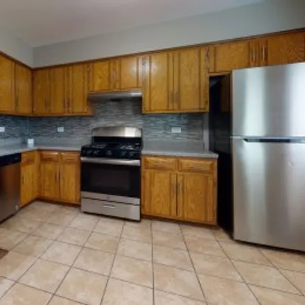 Buy this 4 bed apartment on 4614 Lincoln Boulevard