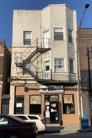 Rent this 2 bed condo on 2750 West Cermak Road in Chicago, IL 60682