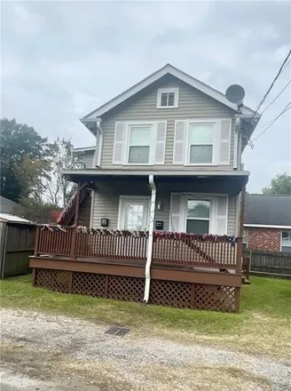 Rent this studio house on 580 Avenue G in Westwego, Louisiana