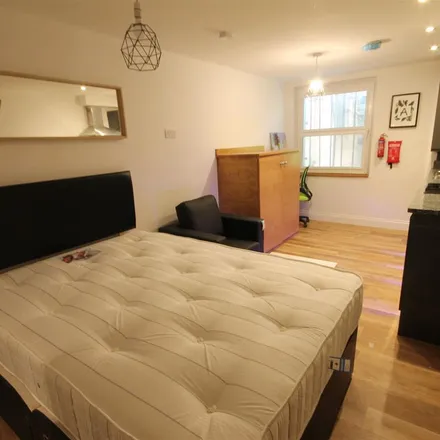 Rent this 1 bed apartment on Osborne Terrace Car Park in Osborne Terrace, Newcastle upon Tyne