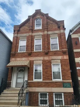 Rent this 2 bed house on 1052 West 32nd Street in Chicago, IL 60608