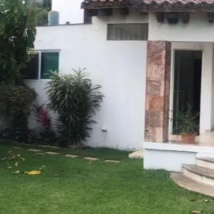 Buy this 3 bed house on Calle Ocotepec in Reforma, 62240 Cuernavaca