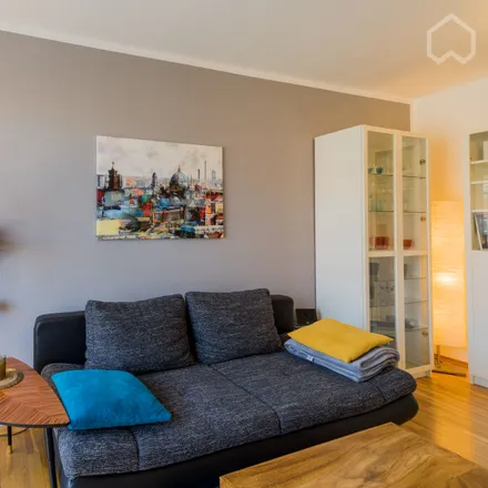 Rent this 2 bed apartment on Am Schloßhof 8 in 12683 Berlin, Germany