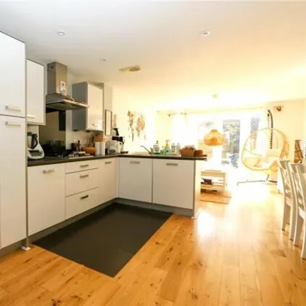 Image 3 - 54 Hammond Road, Patchway, BS34 5AP, United Kingdom - Townhouse for sale