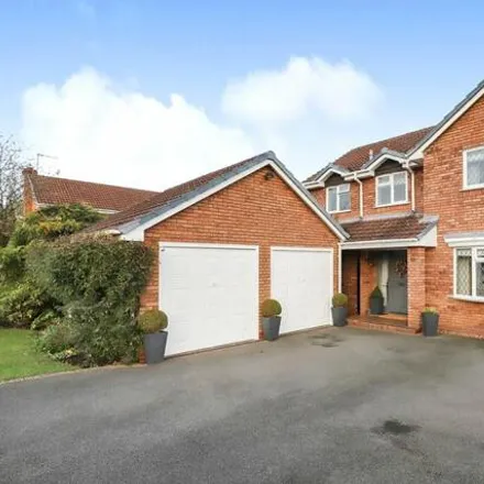 Buy this 4 bed house on Elmley Grove in South Staffordshire, WV6 7RW
