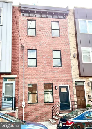 Buy this 3 bed townhouse on The Dutch in Cross Street, Philadelphia