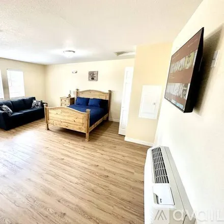 Image 6 - 1430 E Fountain Blvd, Unit 2 - Townhouse for rent
