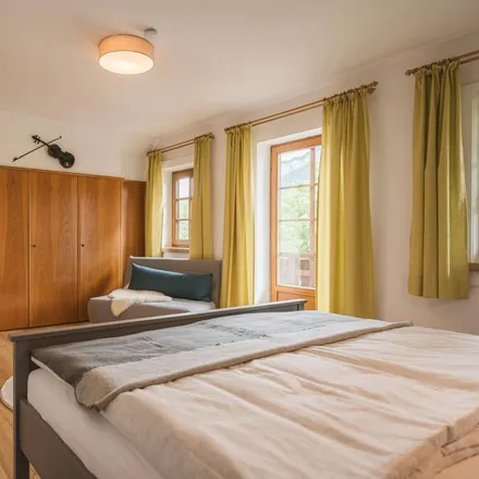 Rent this 2 bed apartment on Bad Goisern in Bahnhofstraße, 4822 Gschwandt