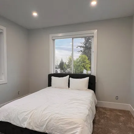 Image 4 - Surrey, BC V3S 8T7, Canada - House for rent
