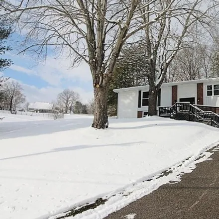 Buy this 4 bed house on 130 Dowler Street in Russell, Greenup County