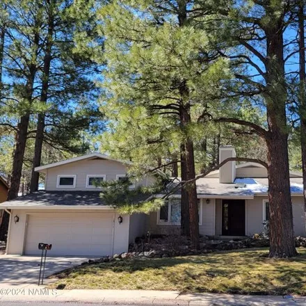 Buy this 3 bed house on 1511 North Aztec Street in Flagstaff, AZ 86001