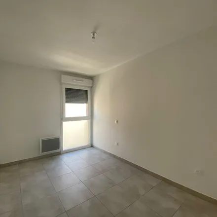 Rent this 4 bed apartment on unnamed road in 30320 Poulx, France