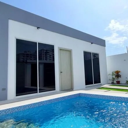 Image 1 - Palm Paradise, Avenida Doctor Jose Tamayo, 241550, Salinas, Ecuador - House for sale