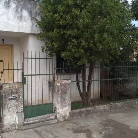 Buy this 4 bed house on Bernardo O'Higgins 603 in Partido de Lomas de Zamora, 1839 Lomas de Zamora