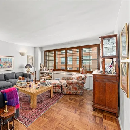 Buy this studio apartment on 201 EAST 79TH STREET 11H in New York