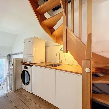 Rent this 3 bed apartment on Rue du Bailli - Baljuwstraat 30 in 1050 Brussels, Belgium