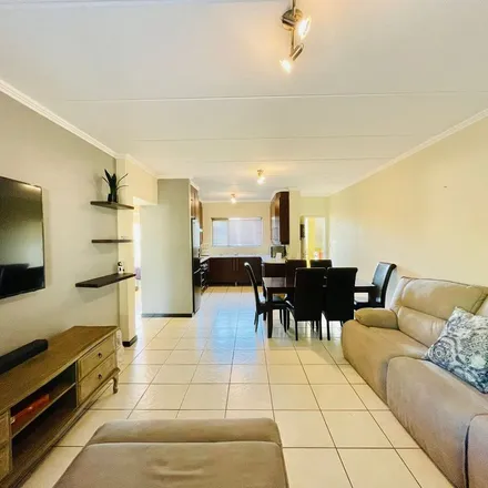 Image 6 - Faraday Road, Sunninghill, Sandton, 2157, South Africa - Apartment for rent