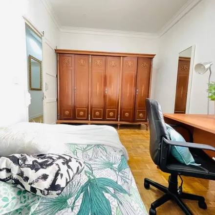 Rent this 1 bed apartment on Cuartel General del Ejército del Aire y del Espacio in Calle de Romero Robledo, 8