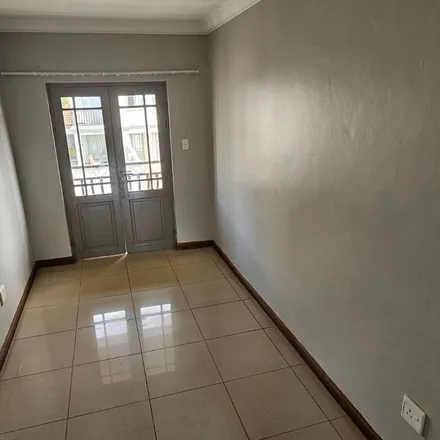 Rent this 4 bed apartment on South Street in Doringkloof, Irene