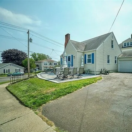 Rent this 2 bed house on 30 Seaview Avenue in West Shore, West Haven