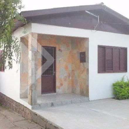 Buy this 2 bed house on Oficina Mecânica Moraes in Rua Albion 579, Centro