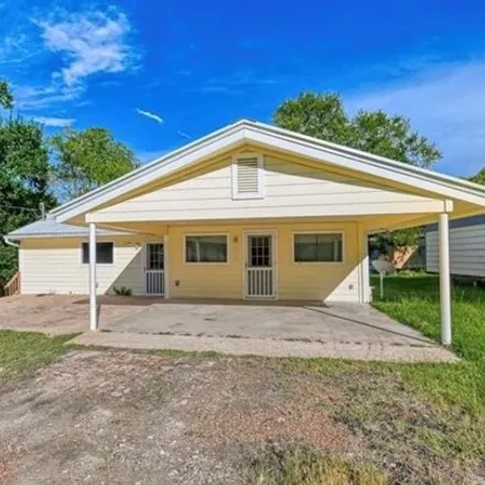 Image 2 - 8 Rainbow Drive, Riverside, Walker County, TX 77320, USA - House for sale