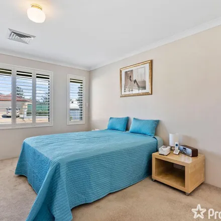 Image 5 - Camellia Loop, Forrestfield WA 6058, Australia - Apartment for rent