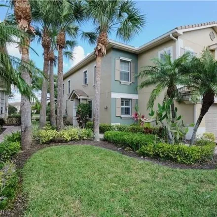 Rent this 3 bed condo on 3251 Cottonwood Bend in Lee County, FL 33905