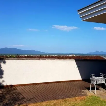 Buy this 2 bed house on Rua Henrique Tamanini 196 in Iririú, Joinville - SC