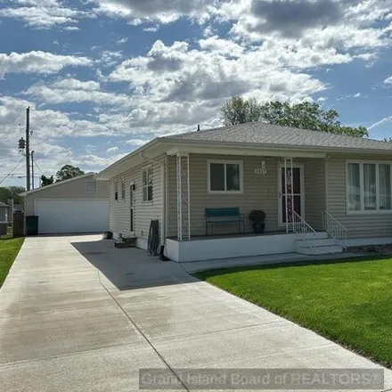 Buy this 3 bed house on 1449 North Lafayette Avenue in Grand Island, NE 68803