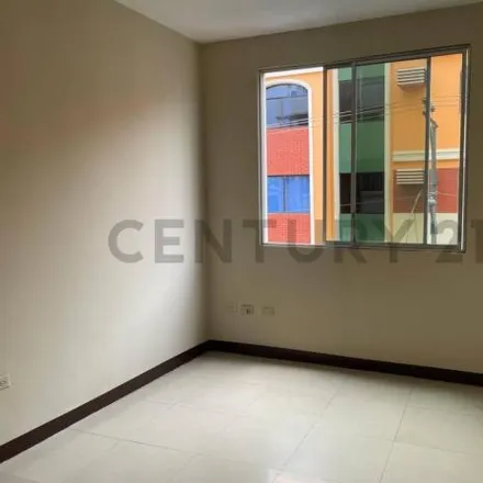 Rent this 2 bed apartment on La Iglesia de Jesucristo de los Santos de los Últimos Días in Juan de Mendiburu, 090313