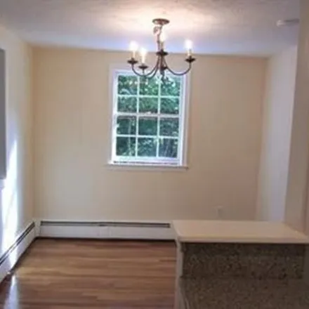 Image 5 - 7 Charles Street, North Reading, MA 01864, USA - House for rent