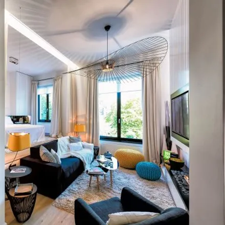 Rent this 1 bed apartment on Rue de l'Aqueduc - Aquaductstraat 34 in 1060 Saint-Gilles - Sint-Gillis, Belgium