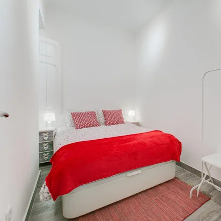 Rent this 2 bed apartment on Pátio da Fábrica de Goma in 1100-122 Lisbon, Portugal