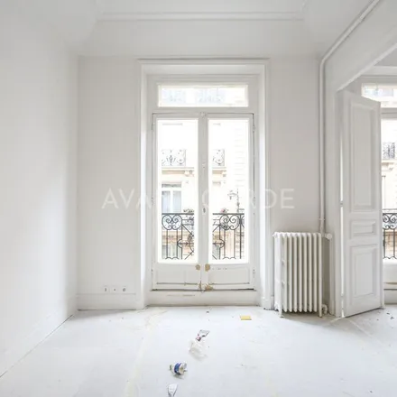 Image 4 - 4 Rue Chambiges, 75008 Paris, France - Apartment for rent