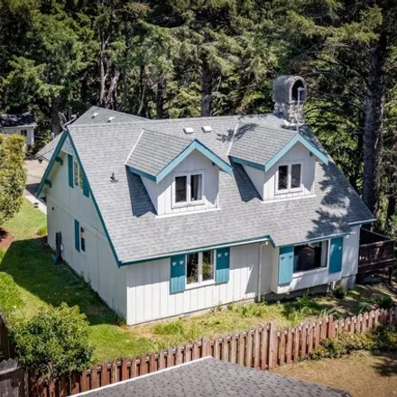 Buy this 3 bed house on 6101 Northeast Oar Drive in Lincoln City, OR 97367