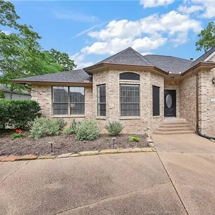 Buy this 4 bed house on Pebble Creek Golf Course in 12th Man Circle, College Station