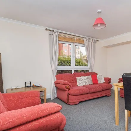 Rent this 3 bed apartment on 16 St Clair Road in City of Edinburgh, EH6 8JY