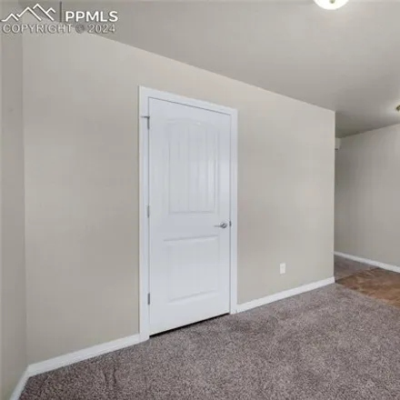 Image 7 - 8032 Pine Feather Drive, Fountain, CO 80817, USA - House for sale