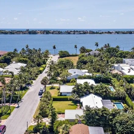 Image 2 - 210 Ellamar Rd, West Palm Beach, Florida, 33405 - House for rent