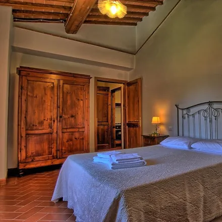 Rent this 9 bed house on San Pancrazio in Arezzo, Italy