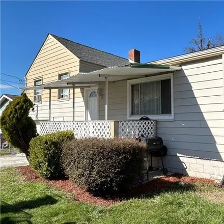 Buy this 3 bed house on 225 Poplar Street in Monroeville, PA 15146