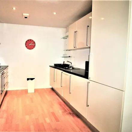 Image 2 - The Brew House, 211 Porter Brook Trail, Sheffield, S11 8HP, United Kingdom - Apartment for rent