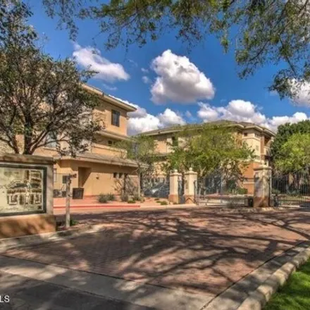 Image 1 - East Pinchot Avenue, Phoenix, AZ 85018, USA - House for rent