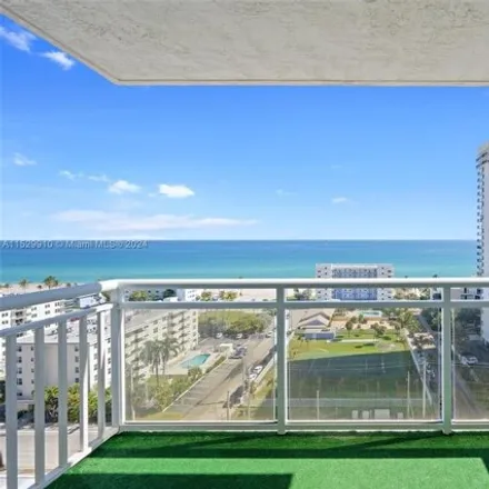 Image 3 - South Ocean Drive, Beverly Beach, Hollywood, FL 33009, USA - Condo for sale