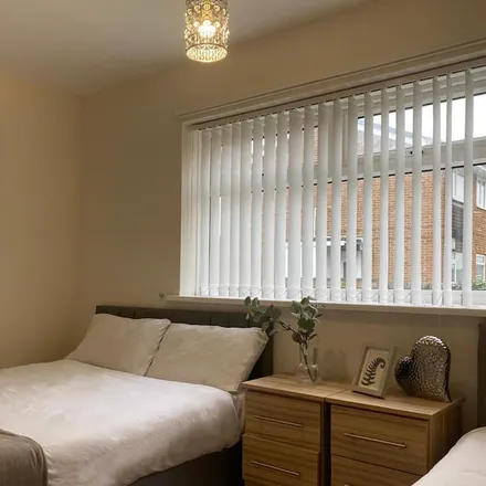 Rent this studio apartment on 64 Chatton Close