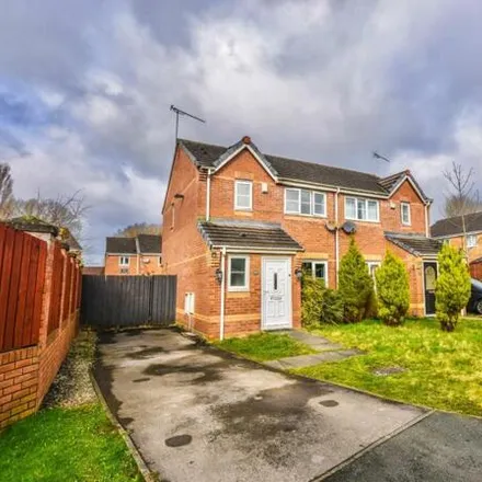 Buy this 3 bed duplex on 14 Avery Close in Blackbrook, Warrington
