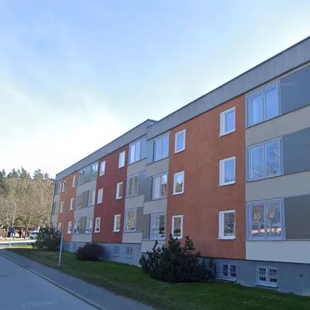 Rent this 4 bed apartment on Åkerbyvägen 364 in 187 38 Täby, Sweden